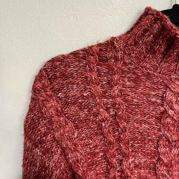 Cable knit sweater - Picture 5 of 6
